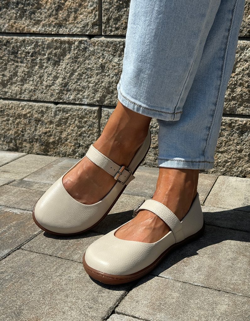 Buty barefoot dla kobiet. Szeroki toe box czyli buty z szerokim noskiem – Uwolnij swoje stopy i noś buty tak jak natura chciała