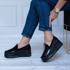 Pólbuty Damskie Na Grubej Podeszwie Czarne W21-110 BLK Wygodne Buty - Styl miejski