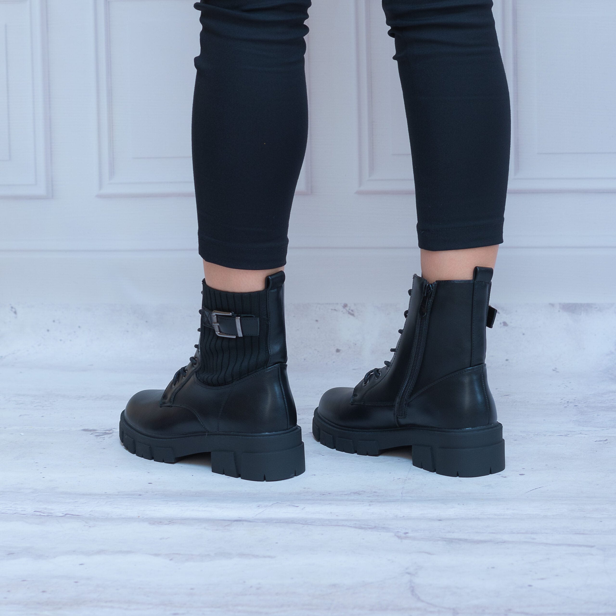 Botki ze Skarpetkową Cholewką Czarne- Wygodne Buty Na Jesień - Styl miejski