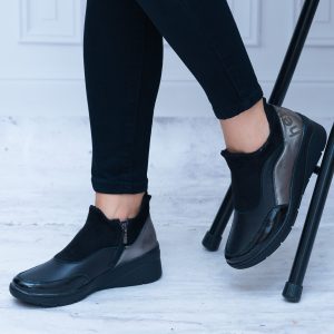 Czarne Półbuty Na Koturnie Helios – Eleganckie Buty Damskie - Styl miejski