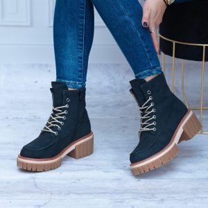 Czarne Botki Damskie Na Grumym Spodzie- Modne Buty Damskie Evento - Styl casualowy