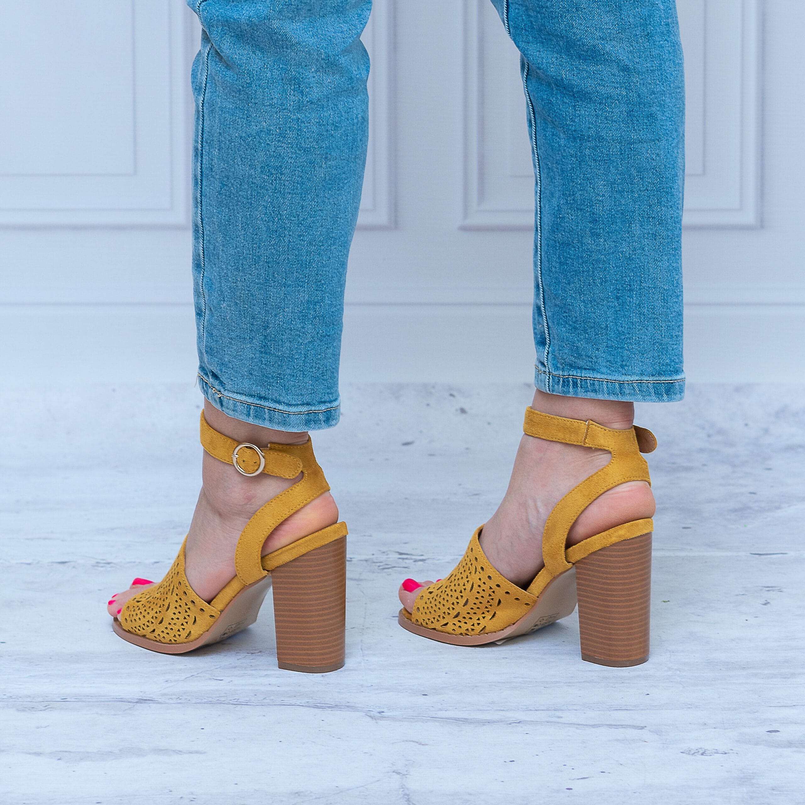 Sandały Damskie Ażurowe SOKOLSKI SK L20-16 YELLOW Wygone Buty Na Lato - Styl casualowy