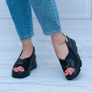 Sandały Czarne Na Koturnie GS L23-32 BLK T.Sokolski - Styl miejski