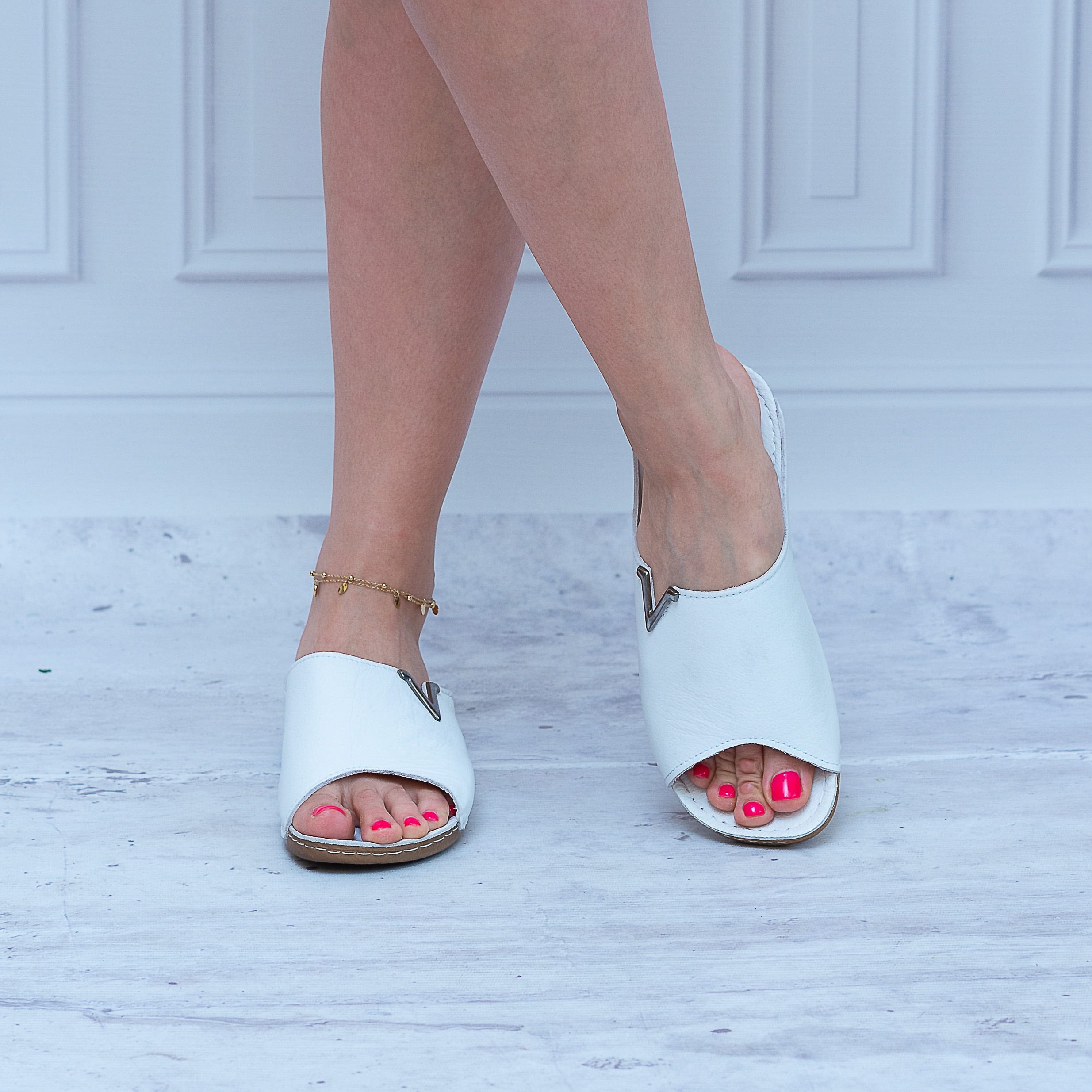 Klapki Sokolski BK L22-301 WHT Skóra - Styl wakacyjny