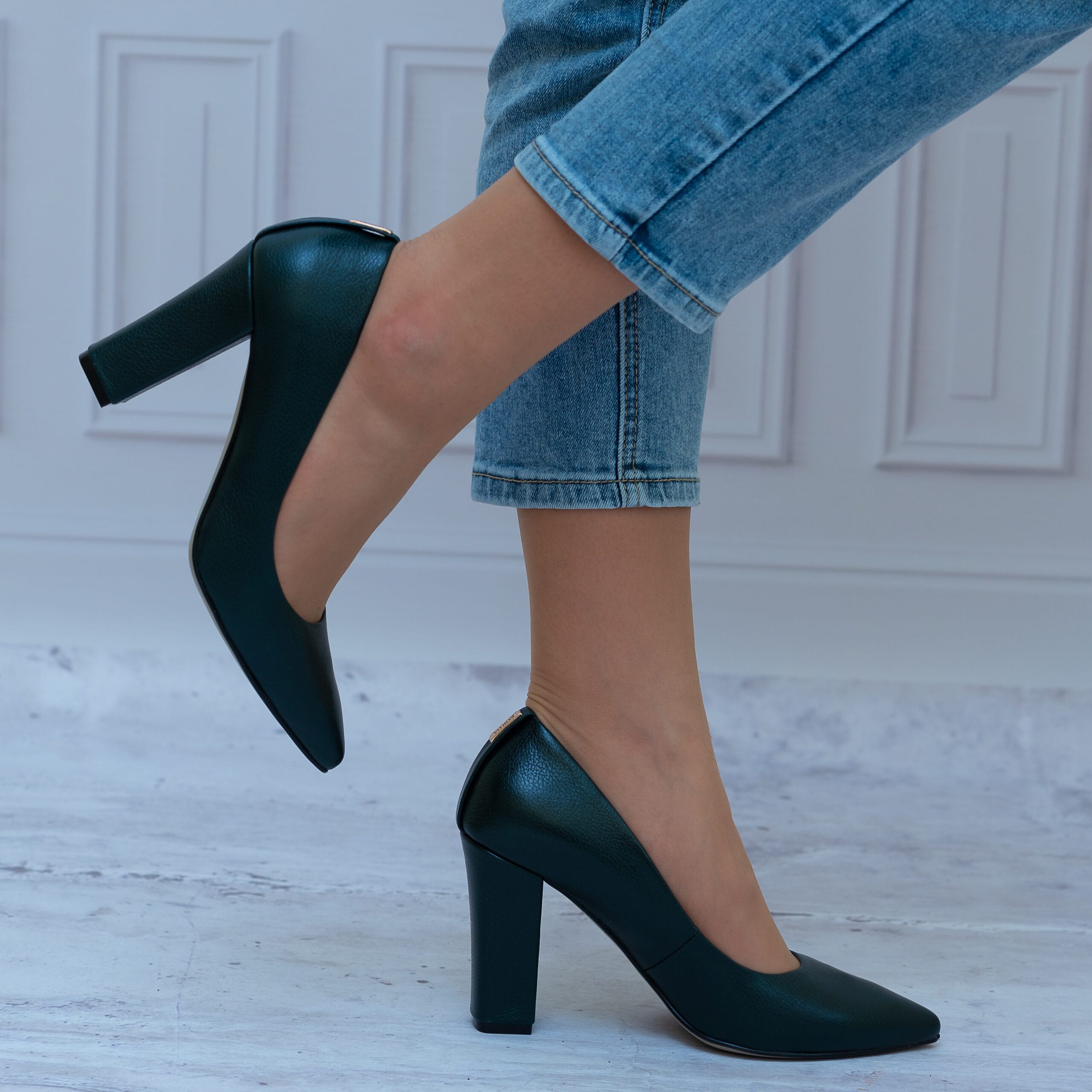 Buty Na Obcasie Do Sukienki Zielone z Połyskiem 1662 KORDA - Styl elegancki