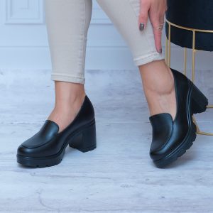 Czarne Półbuty Damskie Na Obcasie Wygodne Buty Na Jesień - Styl casualowy