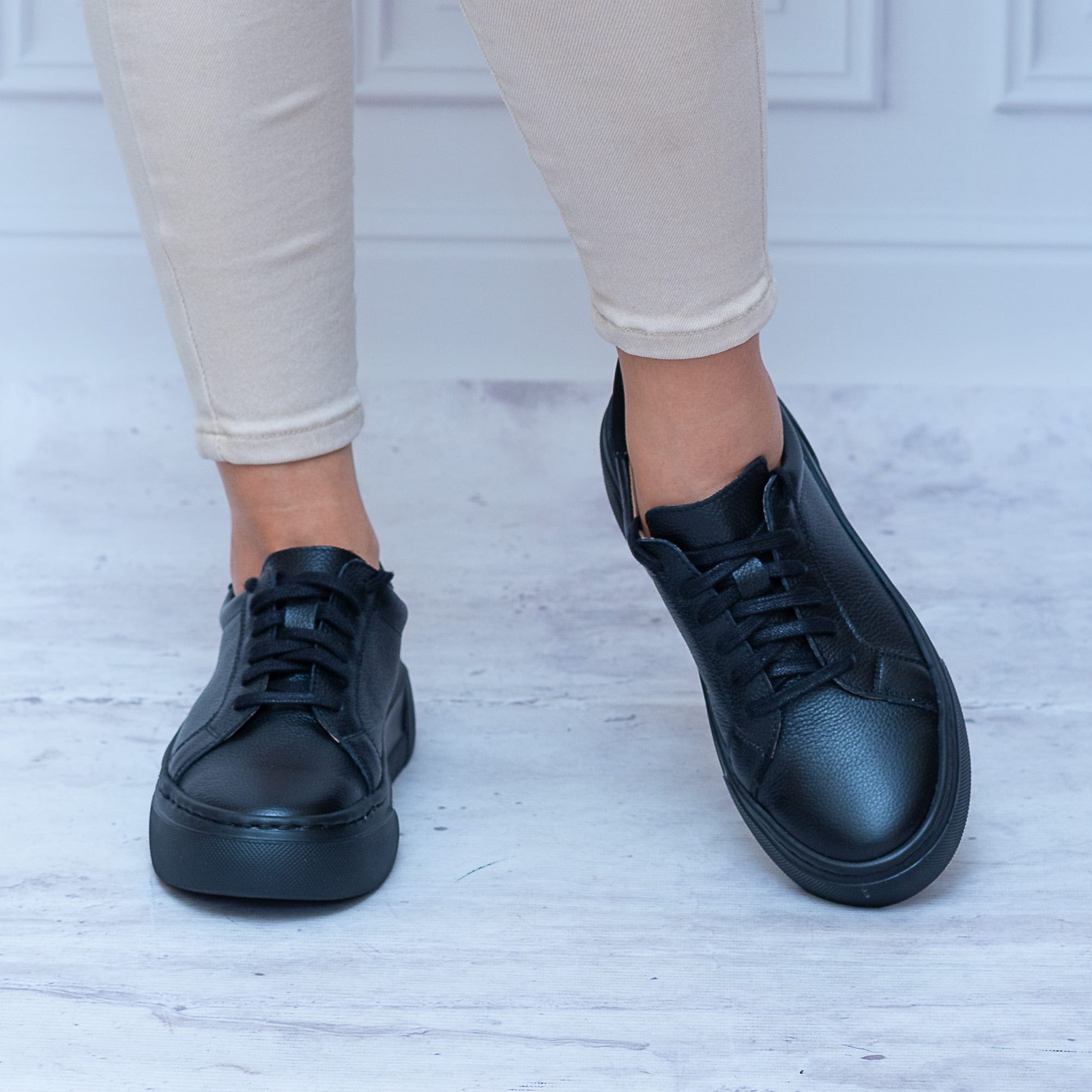 Czarne Sneakersy Skórzane Damskie WASAK Jesienne Buty Damskie - Do spodni
