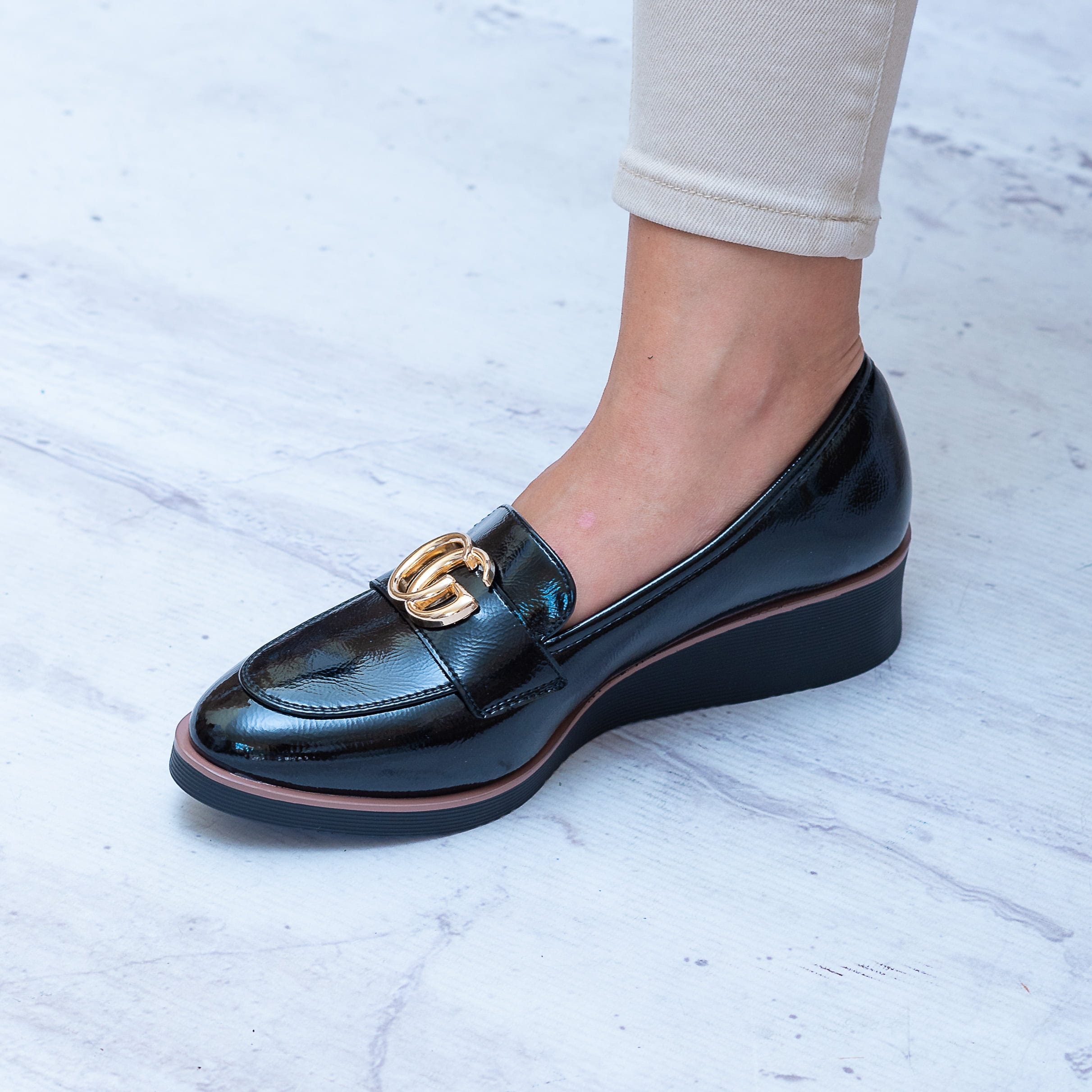 Czarne Mokasyny Damskie Lakierowane – Jesienne Buty Damskie Potocki - Styl smart casual