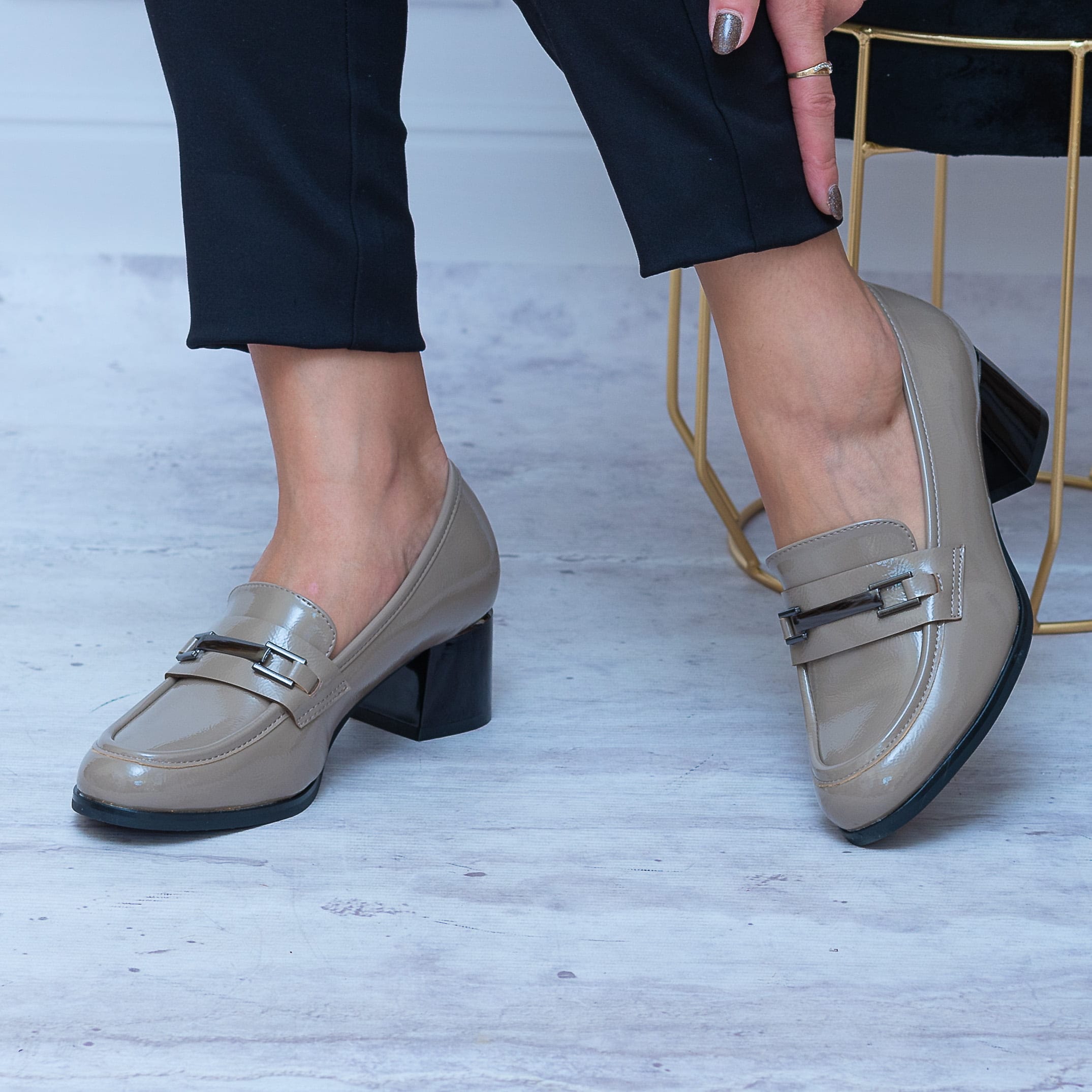 Szare Eleganckie Buty Damskie – Trzewiki Jesienne Potocki - Styl casualowy