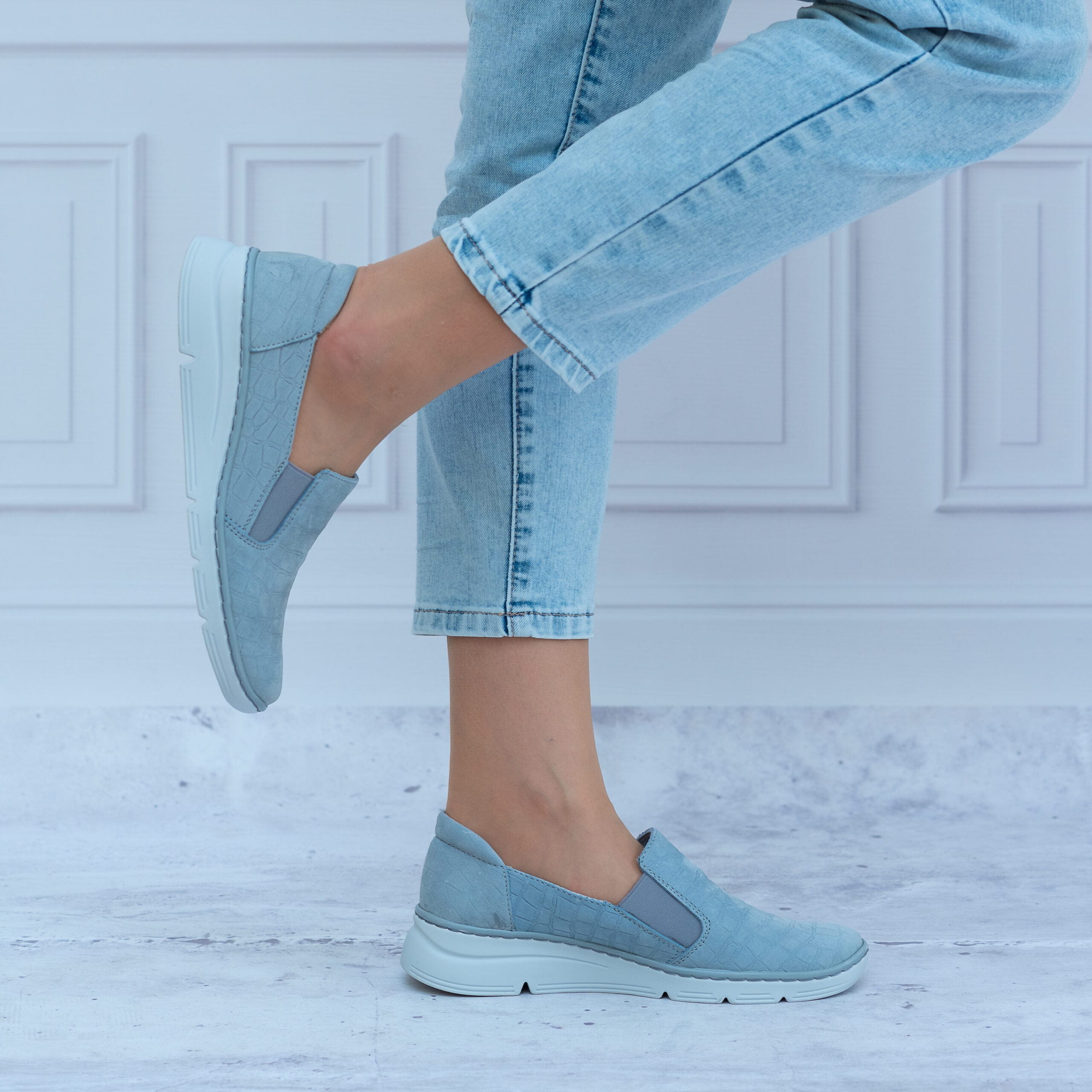 Półbuty damskie niebieskie ze skóry naturalnej WASAK 0613 - Styl casualowy