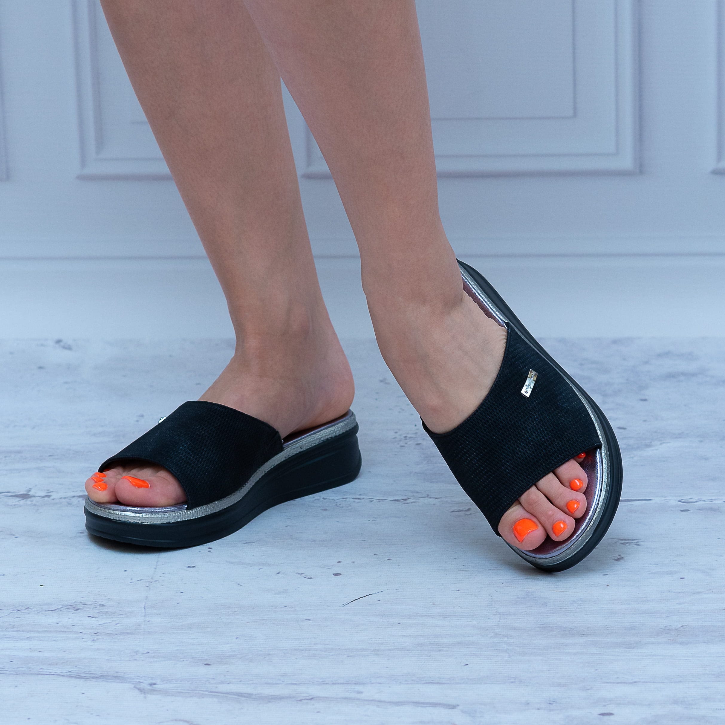 Klapki Na Koturnie – Wygodne Buty – Sergio Leone SK 042 BLK - Na lato