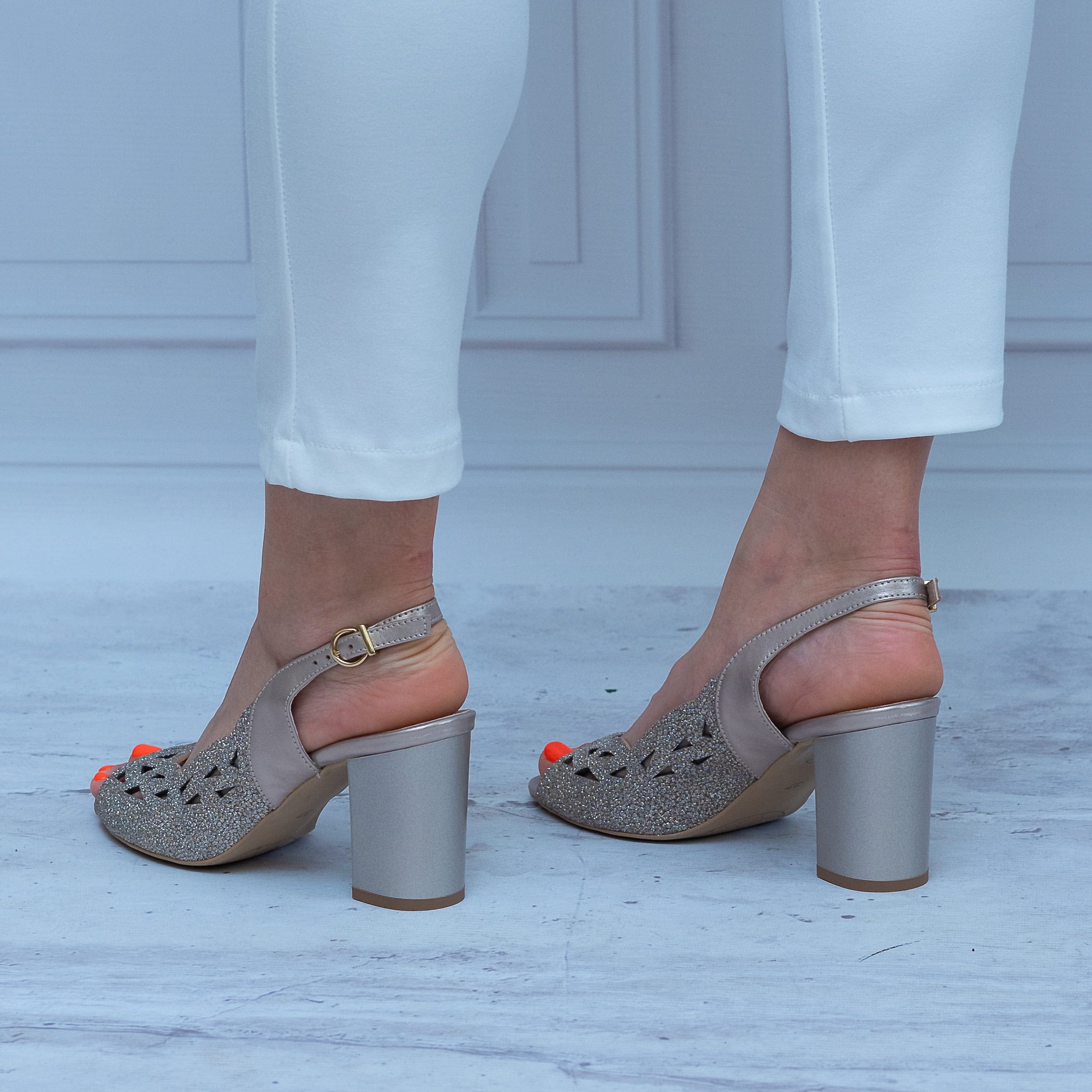 Złote Sandały KORDEL Skóra – Buty Na Obcasie – 2334 ZŁO354/340 - Styl wieczorowy