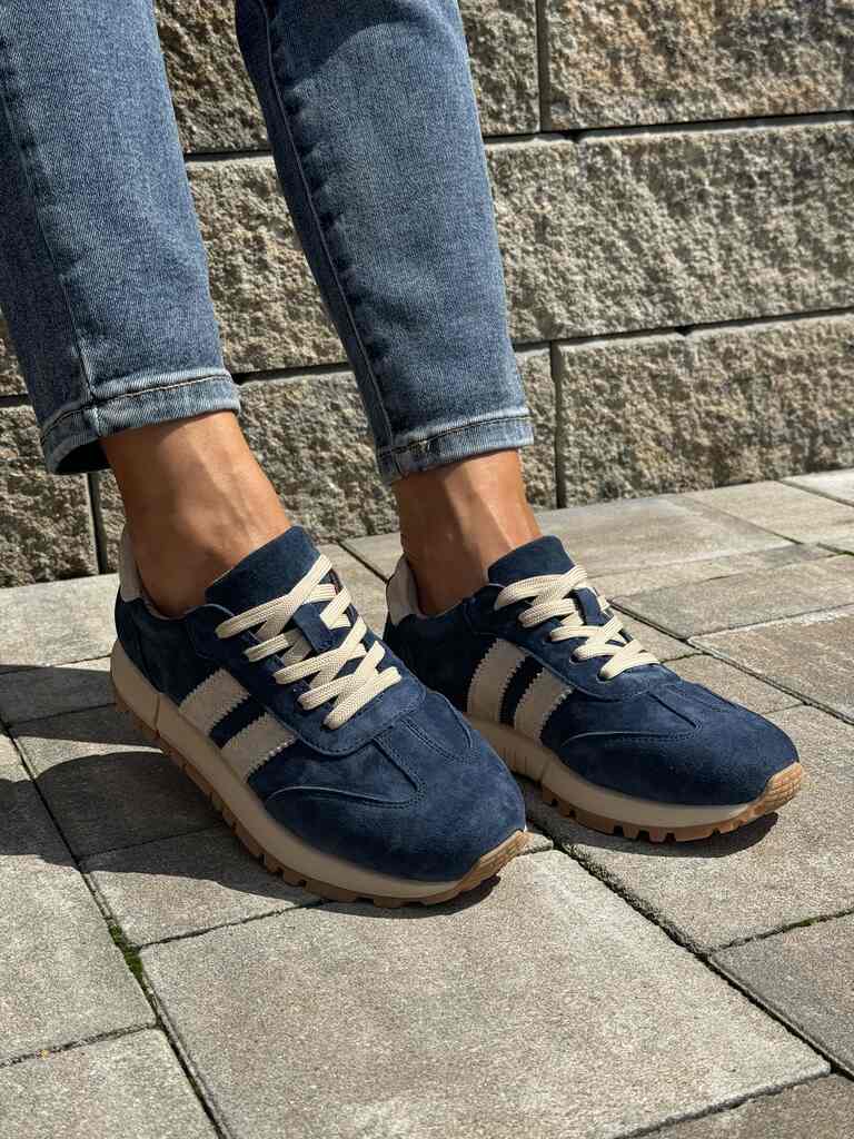 Skórzane sneakersy damskie granatowe zamszowe Goodin LX1080D - Na wiosnę