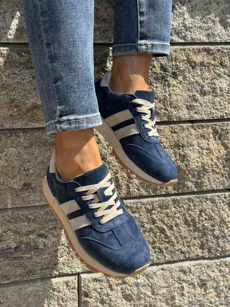 Skórzane sneakersy damskie granatowe zamszowe Goodin LX1080D - Do spodni