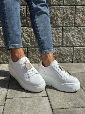 Białe sneakersy damskie na platformie ze skóry CAMBELL 25-00603 - Styl klasyczny