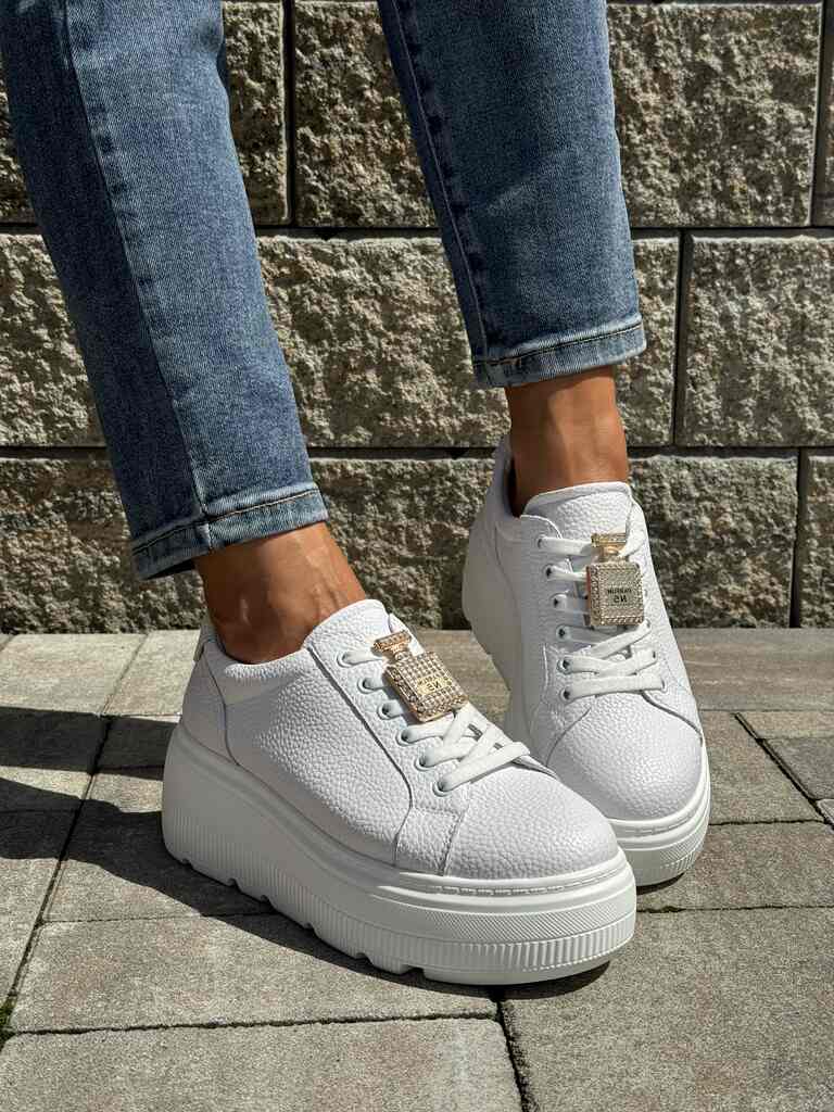 Białe sneakersy damskie na platformie ze skóry CAMBELL 25-00603 - Do spodni