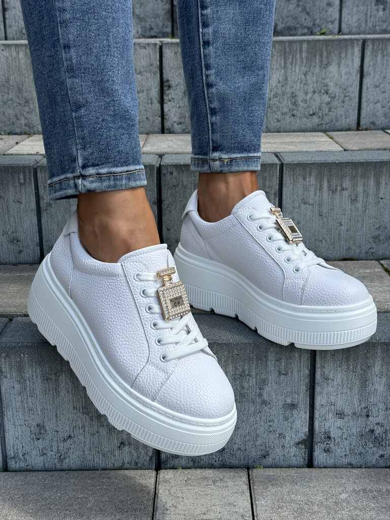 Białe sneakersy damskie na platformie ze skóry CAMBELL 25-00603 - Styl casualowy