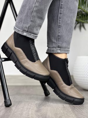 Beżowe skórzane trzewiki damskie Wasak 0726 - Styl casualowy