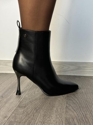 Czarne botki damskie na szpilce Goodin FL 2230 - Styl biznesowy