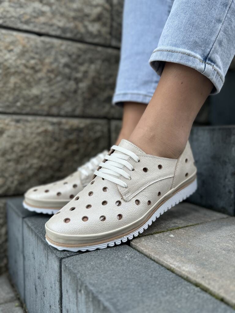 Komfortowe buty damskie Loretta Vitale – Wygodne półbuty skórzane - Do jeansów