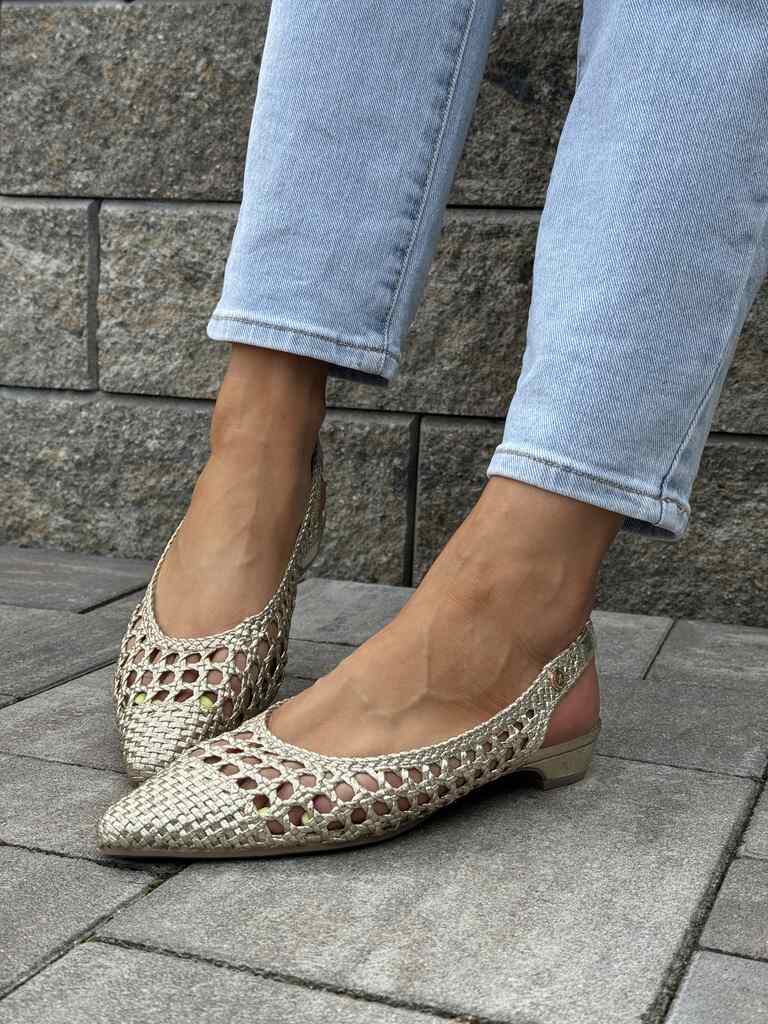 Złote baleriny damskie ażurowe Xti 143785 - Styl smart casual