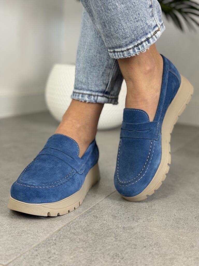 Niebieskie mokasyny skórzane 1334 Best-But – Wygodne buty damskie - Do spodni