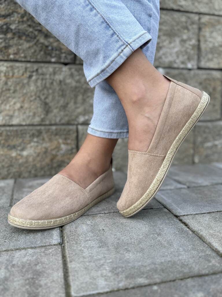 Wygodne espadryle damskie – Modne buty na każdą okazję Potocki - Na wiosnę