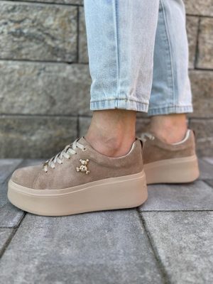 Beżowe skórzane sneakersy damskie Filippo DP6246/24 - Na wiosnę