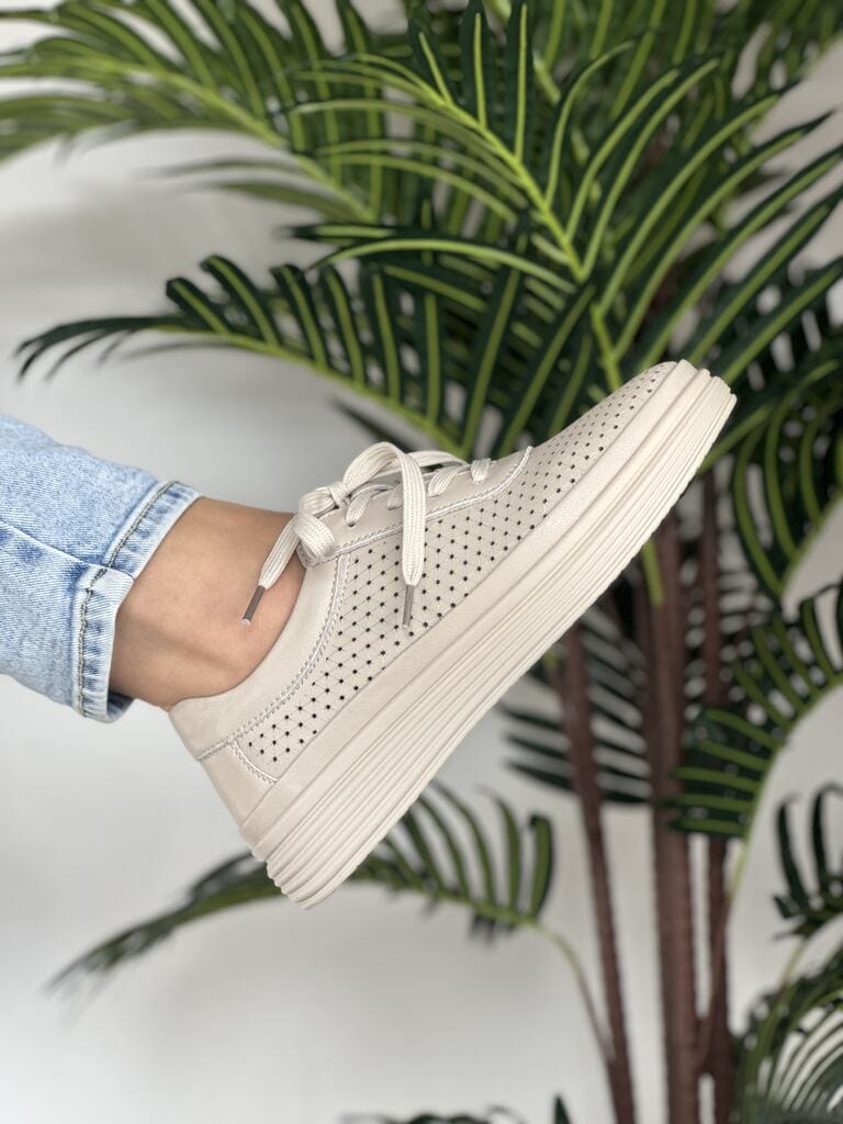 Skórzane beżowe sneakersy damskie T.Sokolski OC W25-45 - Na wiosnę