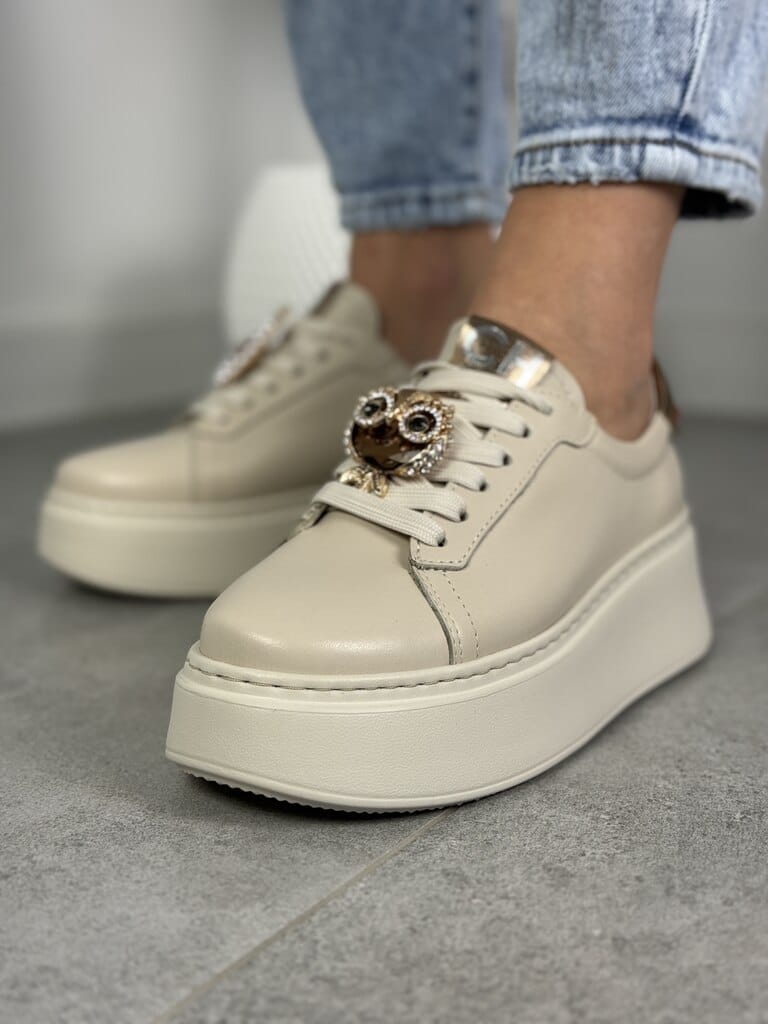 Beżowe sneakersy na platformie – Modne buty na grubej podeszwie Chebello 4411 - Do jeansów