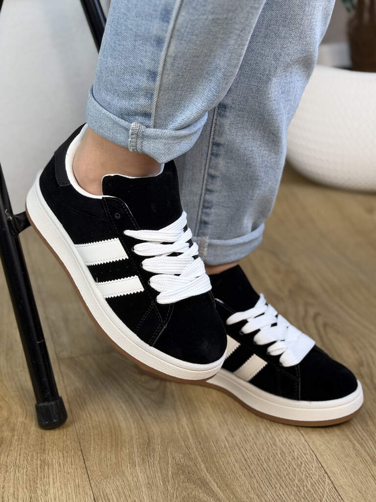 Czarne buty damskie sportowe zamszowe 24037 - Styl minimalistyczny