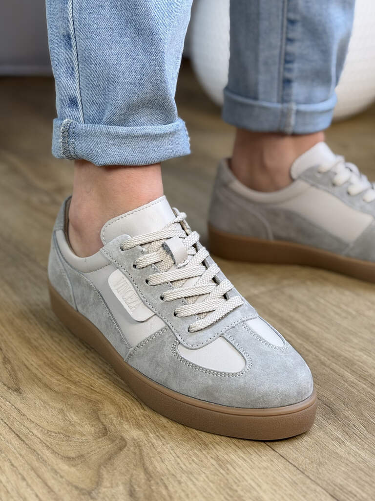 Szare skórzane półbuty sportowe damskie Vinceza 7933 - Styl minimalistyczny