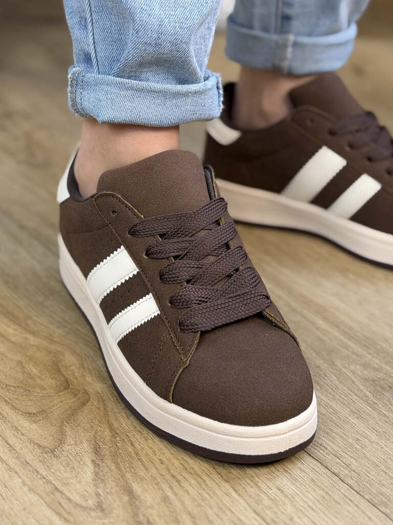 Brązowe buty damskie sportowe zamszowe 24037 - Styl wieczorowy