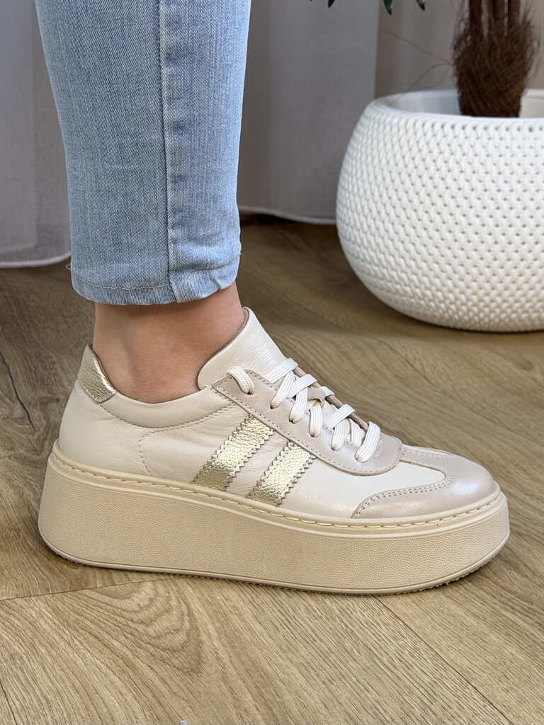 Beżowe sneakersy damskie GALANT 4032 półbuty sportowe skórzane na platformie - Do spodni