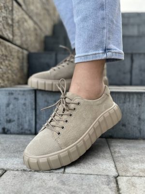 Beżowe buty damskie sportowe – Modne buty na grubej podeszwie T.Sokolski W24-603 - Styl miejski