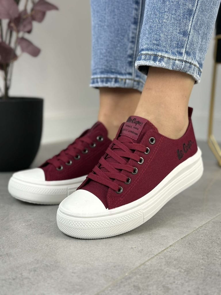 Trampki bordowe LEE COOPER LCW-23-44-1625L - Styl casualowy