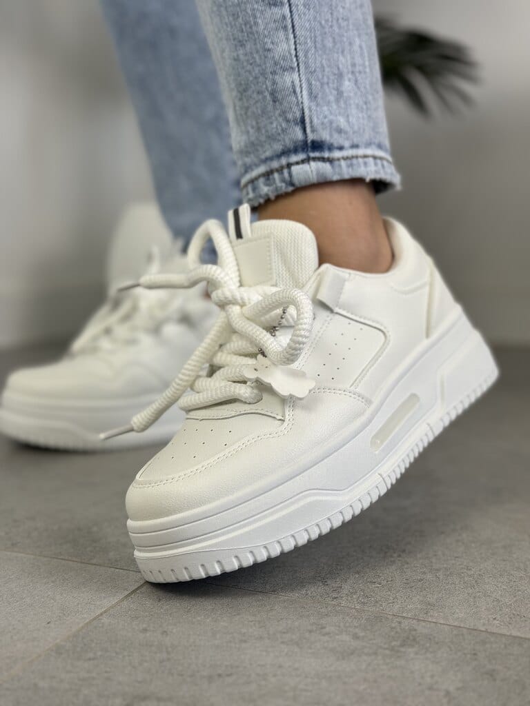 Modne sneakersy na grubej podeszwie – Damskie buty sportowe ABO-1571 Biały - Do jeansów
