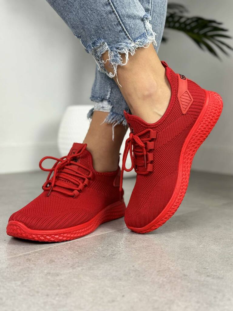 Czerwone buty sportowe damskie – Wygodne buty spotrowe NEWS 3634 - Do jeansów