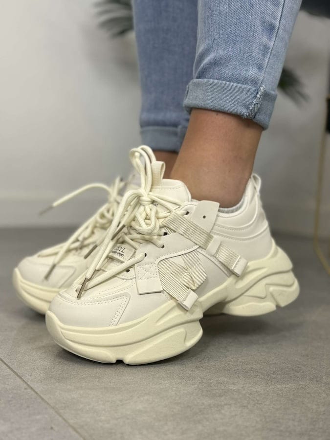 Sportowe sneakersy damskie LA269 beżowe - Styl miejski