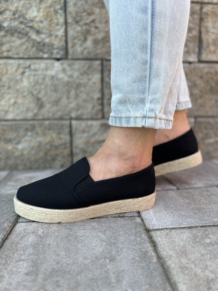 Espadryle damskie czarne na grubym spodzie News - Styl smart casual