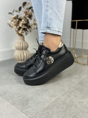 Buty Sportowe Na Grubej Podeszwie – Modne Czarne Buty Sportowe Kostex - Styl casualowy