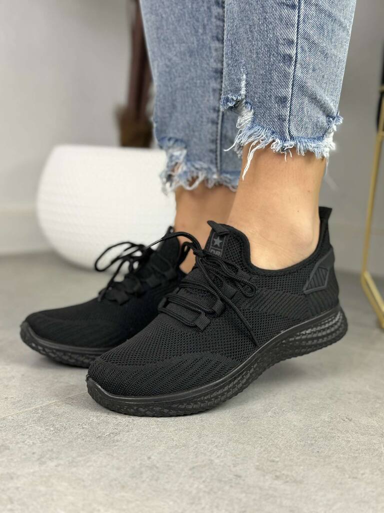 Czarne buty sportowe damskie – Wygodne buty spotrowe NEWS 3634 - Styl sportowy