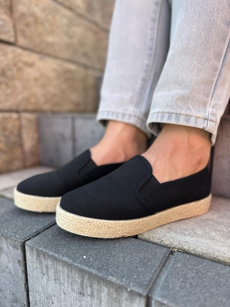Espadryle damskie czarne na grubym spodzie News - Na wiosnę