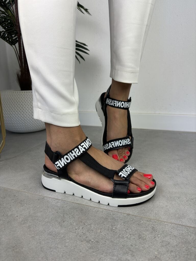Czarne sandały damskie Filippo DS2169/22 - Styl boho