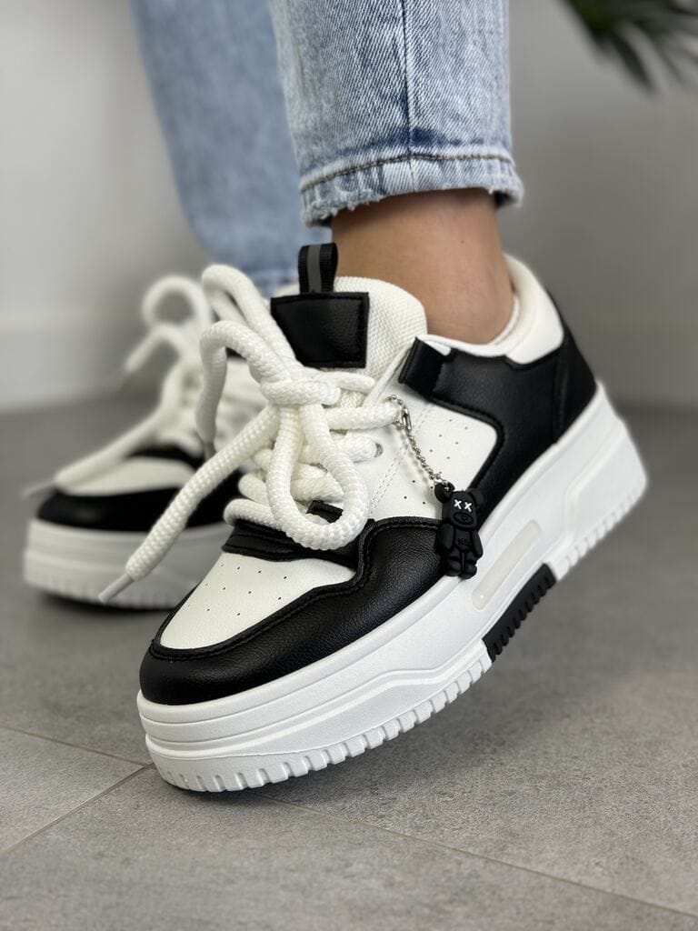 Sneakersy na grubej podeszwie czarny/biały – Damskie buty sportowe ABO-1571 Black - Na wiosnę