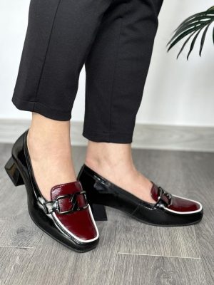 Skórzane półbuty damskie lakierowane na obcasie Pulso AF-1377 - Styl glamour