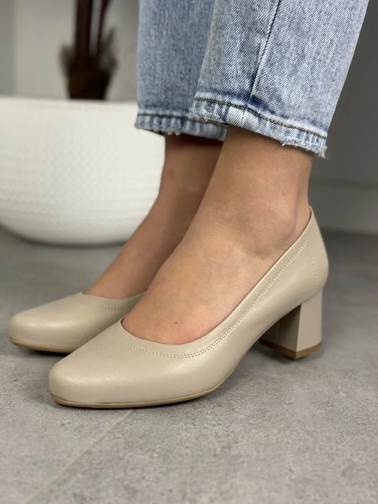 Czółenka Damskie Na Niskim Obcasie Pulso Skóra Wygodne Buty AF-1162 Beż Włoski
