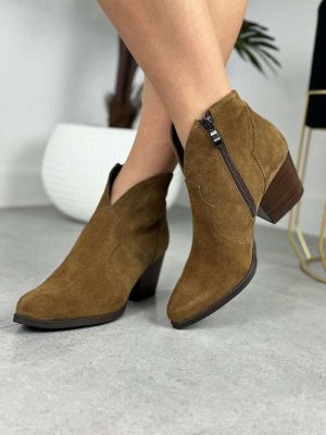 Rude botki na niskim obcasie – Botki damskie ze skóry Gamis - Styl elegancki