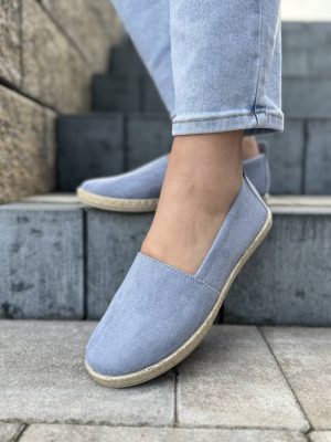 Niebieskie espadryle damskie – Modne buty na każdą okazję Potocki