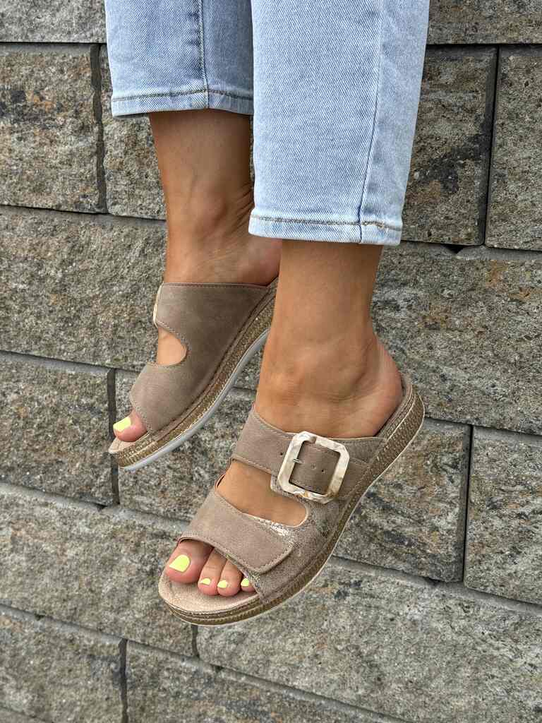 Brązowe klapki damskie Inblu MK000013 Jasny brąz - Styl romantyczny